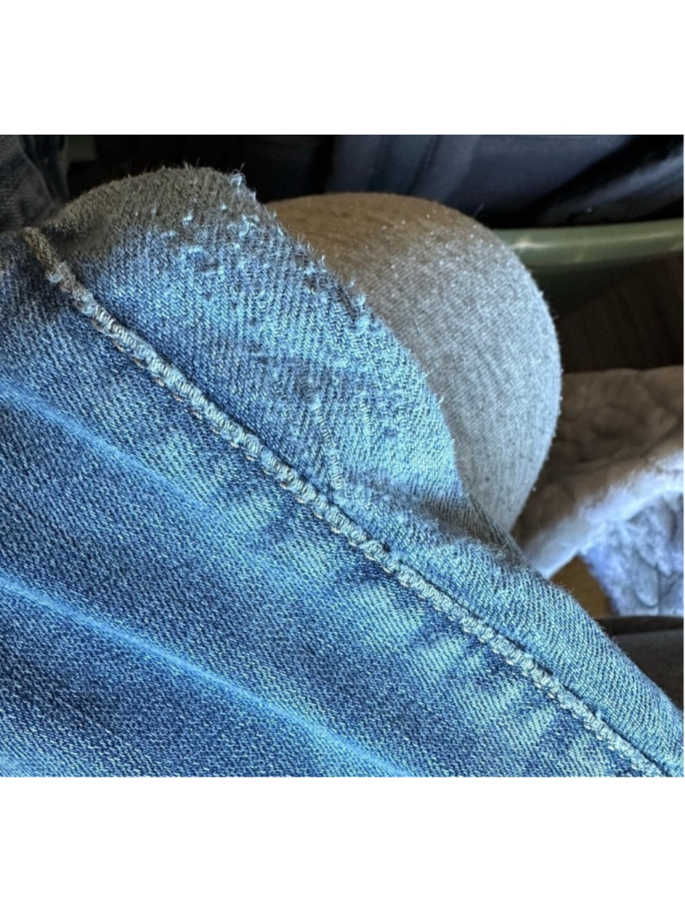 Judy Blue Women’s Boyfriend Fit Distressed Jeans Size 7/28 - Picture 9 of 9